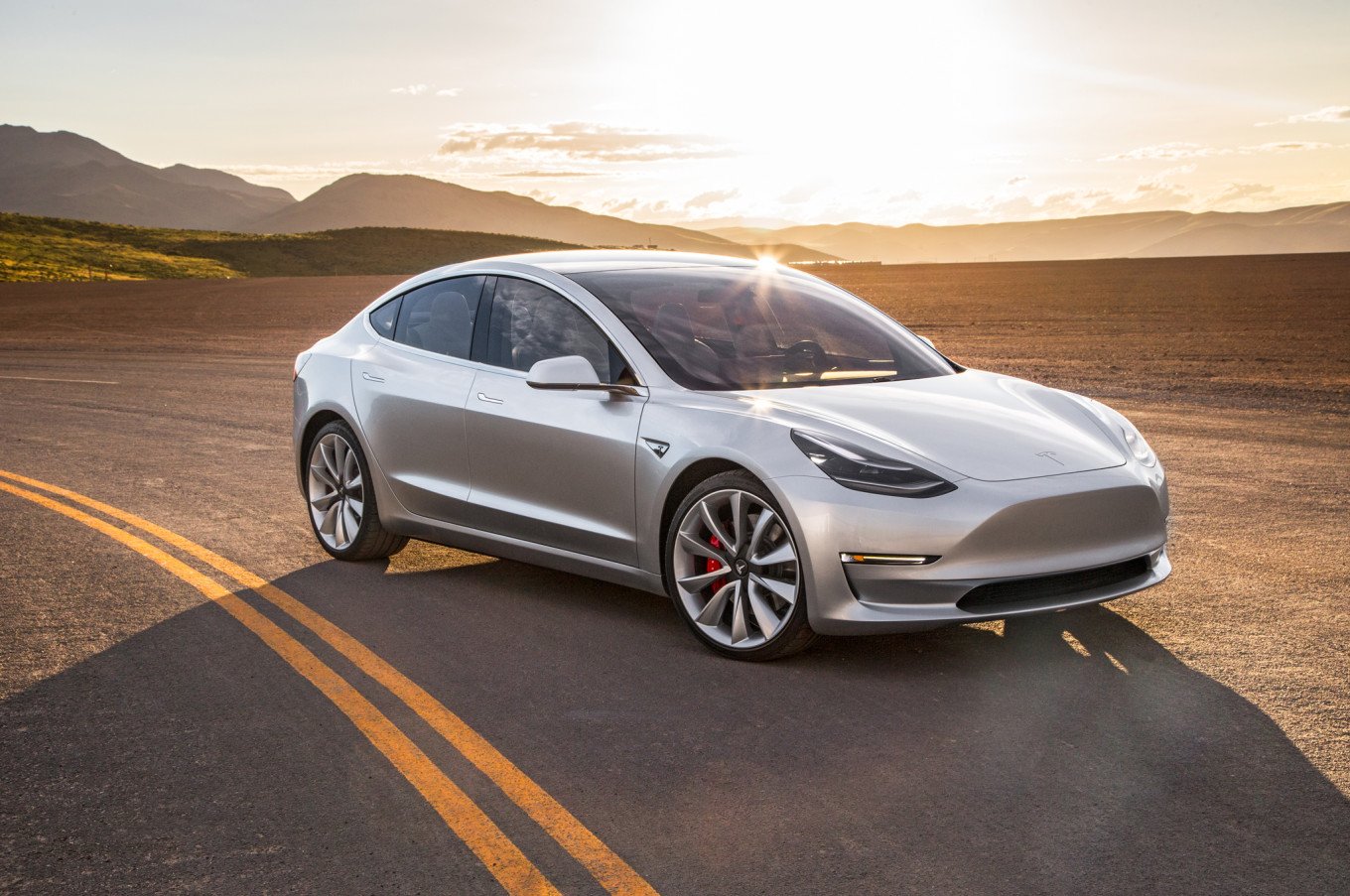 Тест-драйв Tesla Model 3 Performance - 2