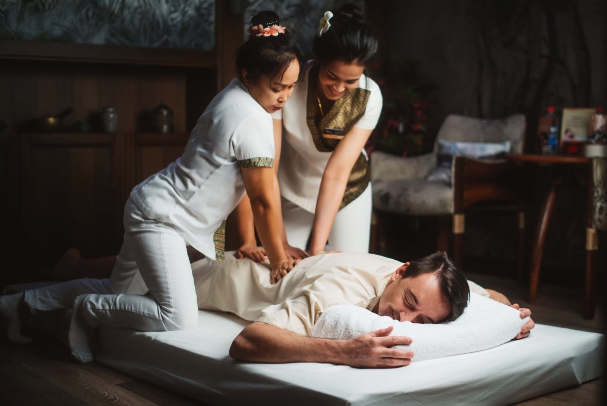 Тайский традиционный массаж в 4 руки - 1