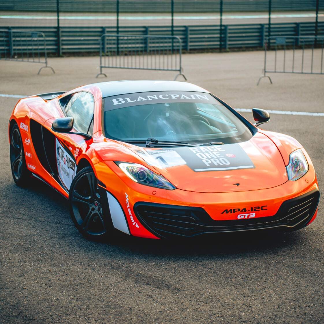 Заезд на McLaren - 1
