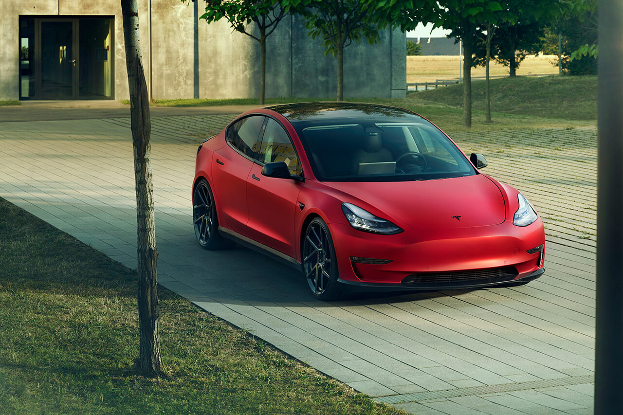 Тест-драйв Tesla Model 3 Performance - 3