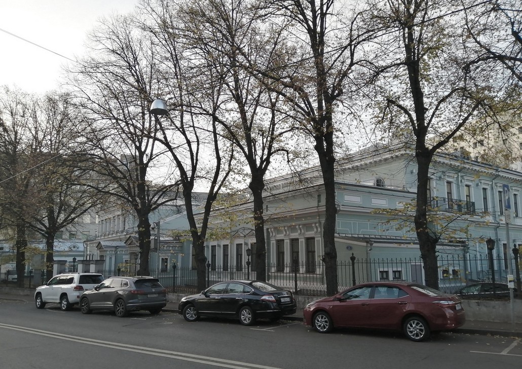 Главный дом городской усадьбы Е.П. Вандышниковой – Э.М. Банза - 2