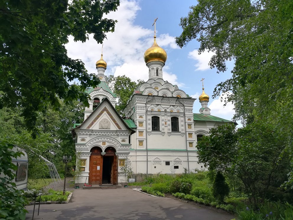 Храм Святой Живоначальной Троицы при детской больнице имени святого князя Владимира - 1