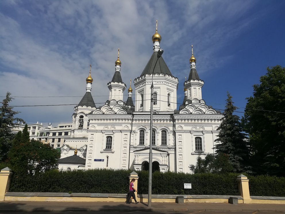 Храм Архангела Михаила при клиниках на Девичьем поле - 6