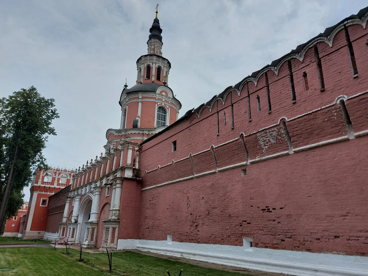 Храм Тихвинской иконы Божией Матери в Донском монастыре - 5