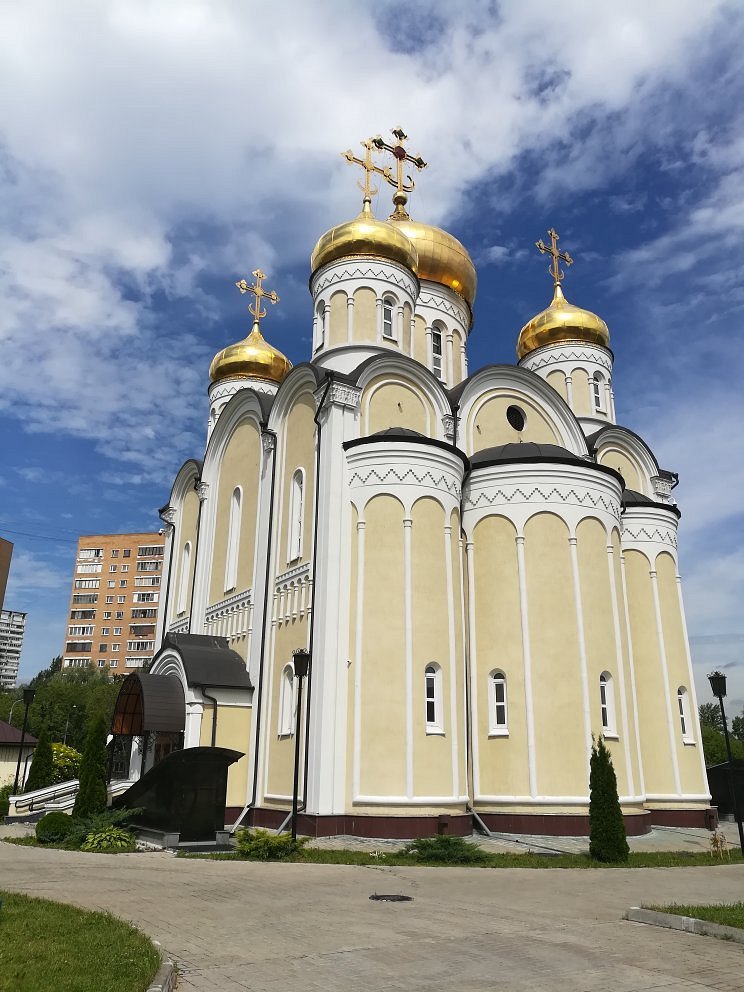 Храм Святителя Спиридона Тримифунтского в Нагатинском затоне - 1