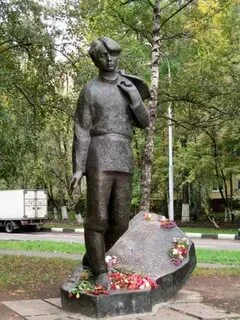 Памятник Сергею Есенину - 5
