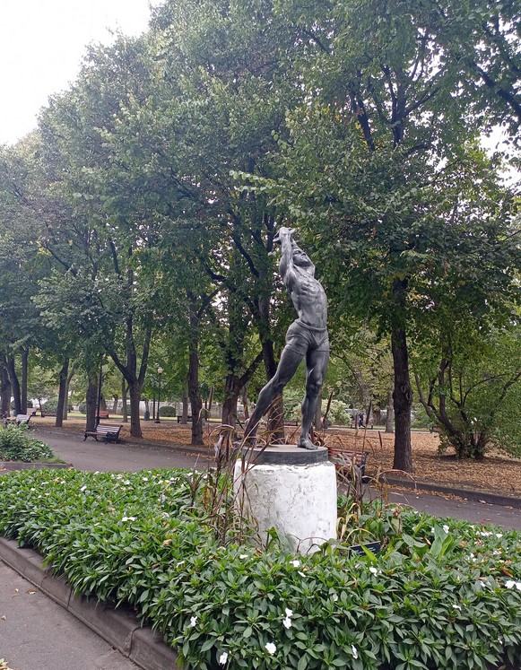 Скульптура Метатель дисков - 3
