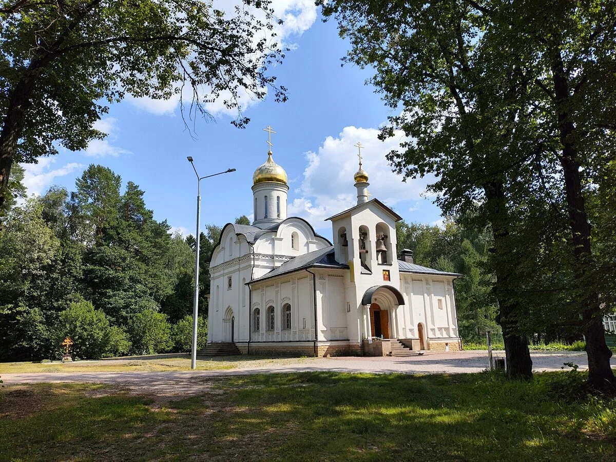 Храм Святых Новомучеников и Исповедников Церкви - 7