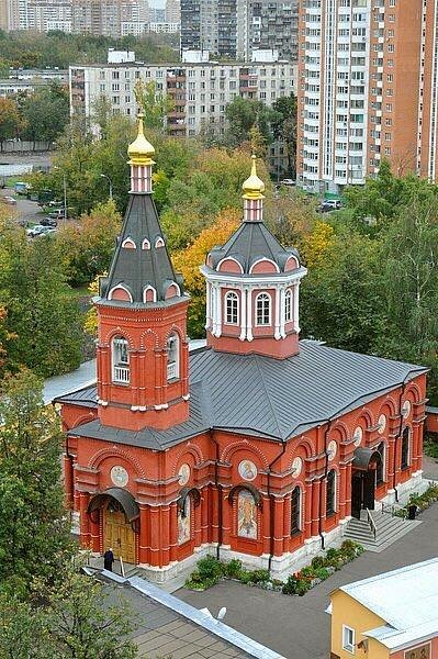 Храм Святых Мучеников и Страстотерпцев Бориса и Глеба в Дегунино - 2