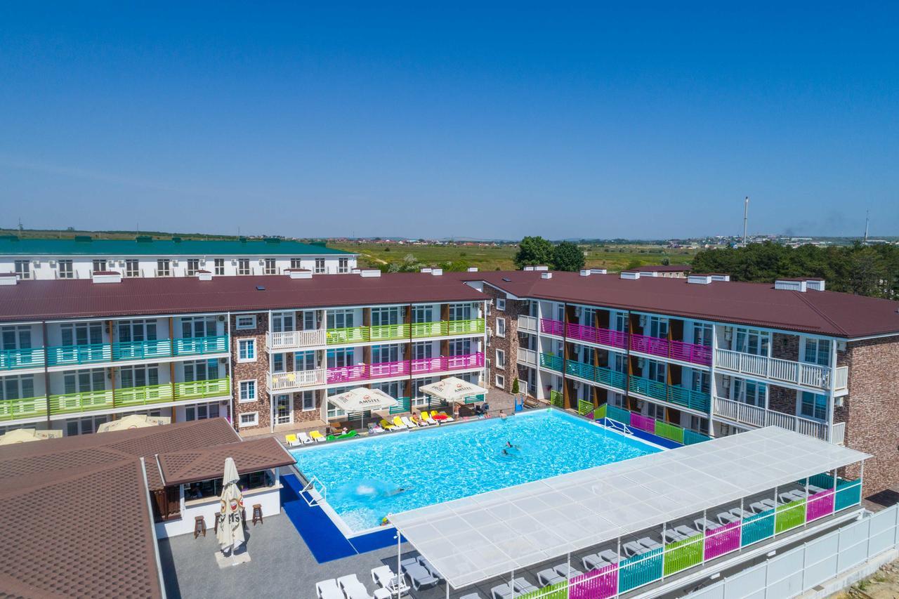 Отель Sea Breeze Resort - 5