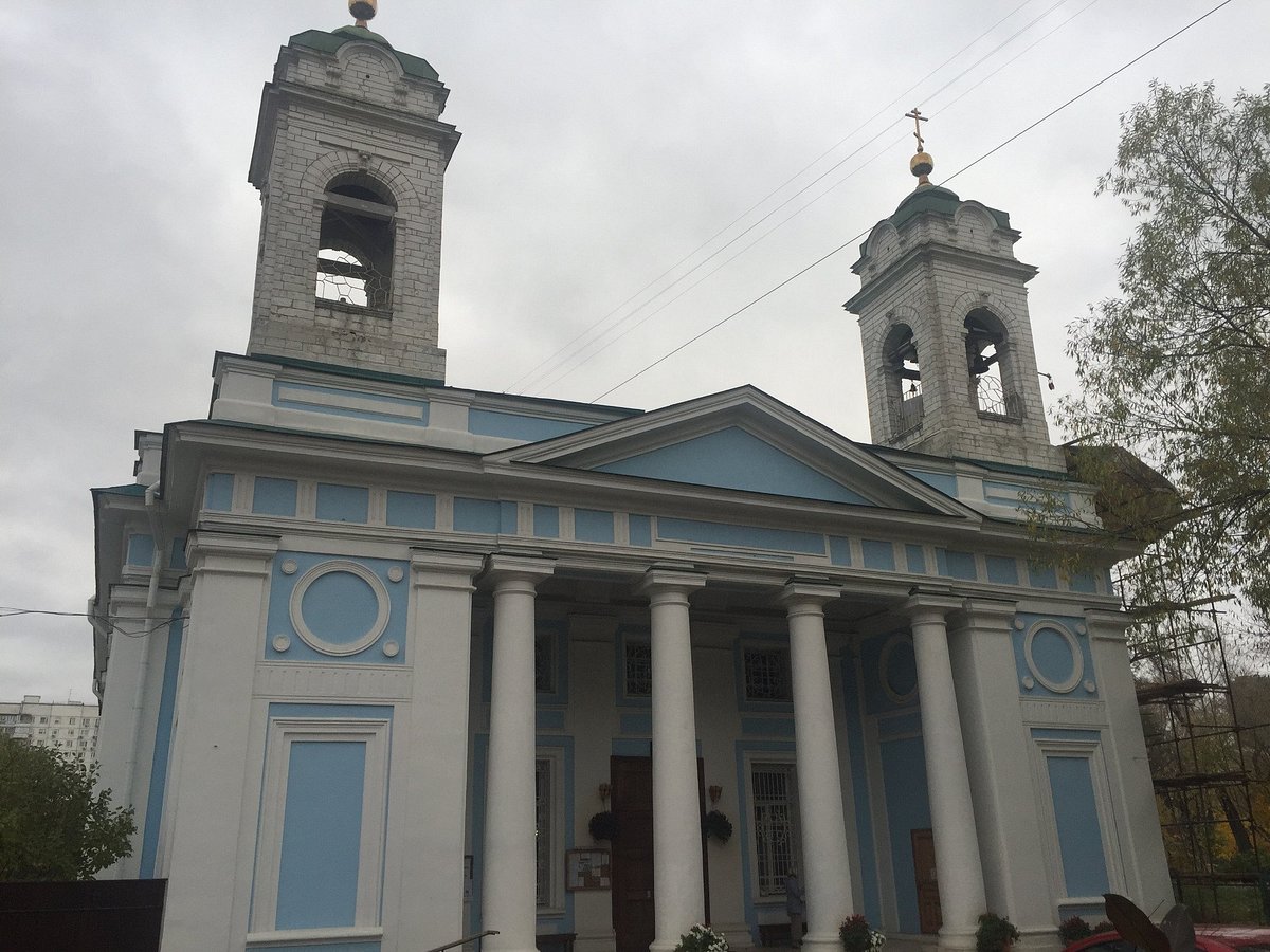 Храм Сошествия Святого Духа на Лазаревском кладбище - 1