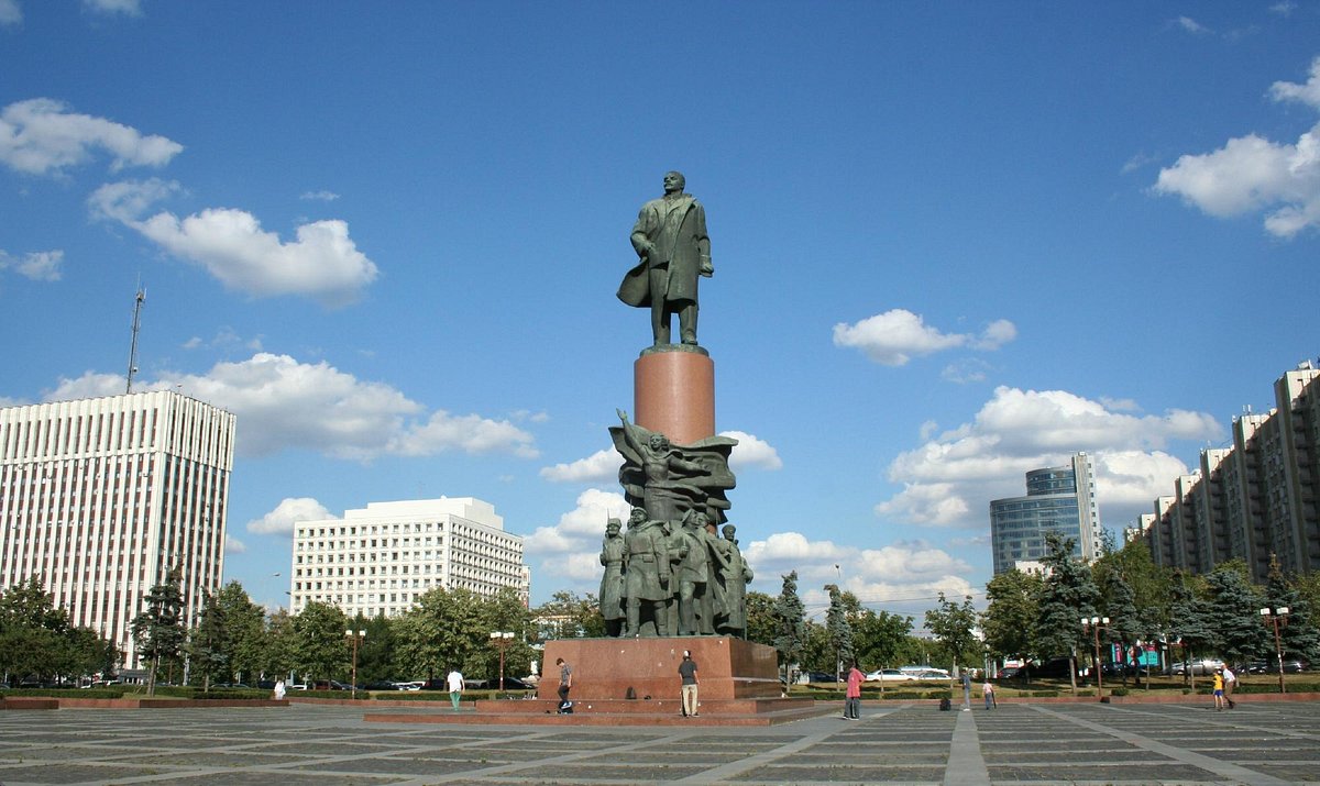 Памятник Ленину - 3