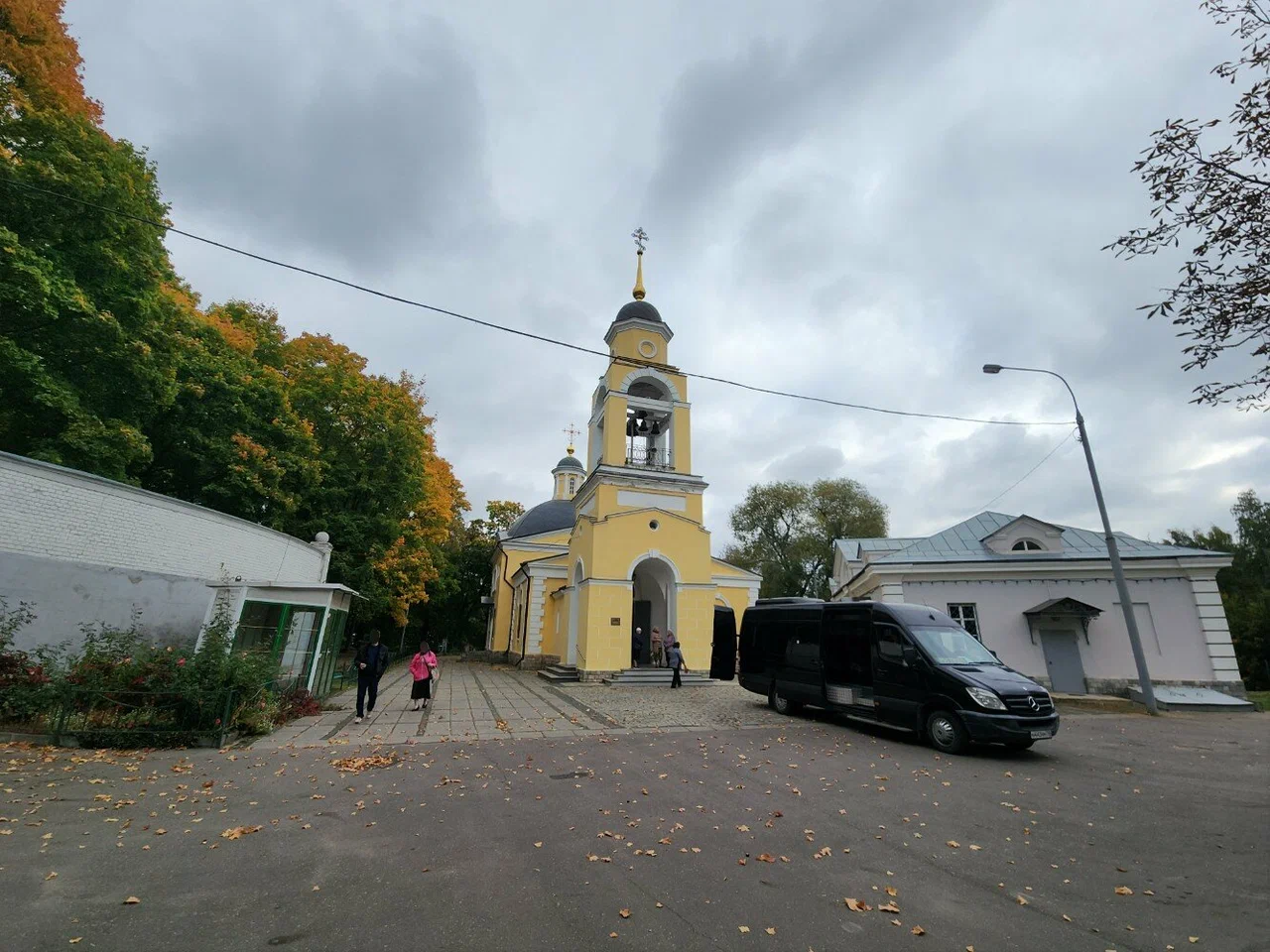 Храм Святых Бессребреников и Чудотворцев Космы и Дамиана в Космодемьянском - 2