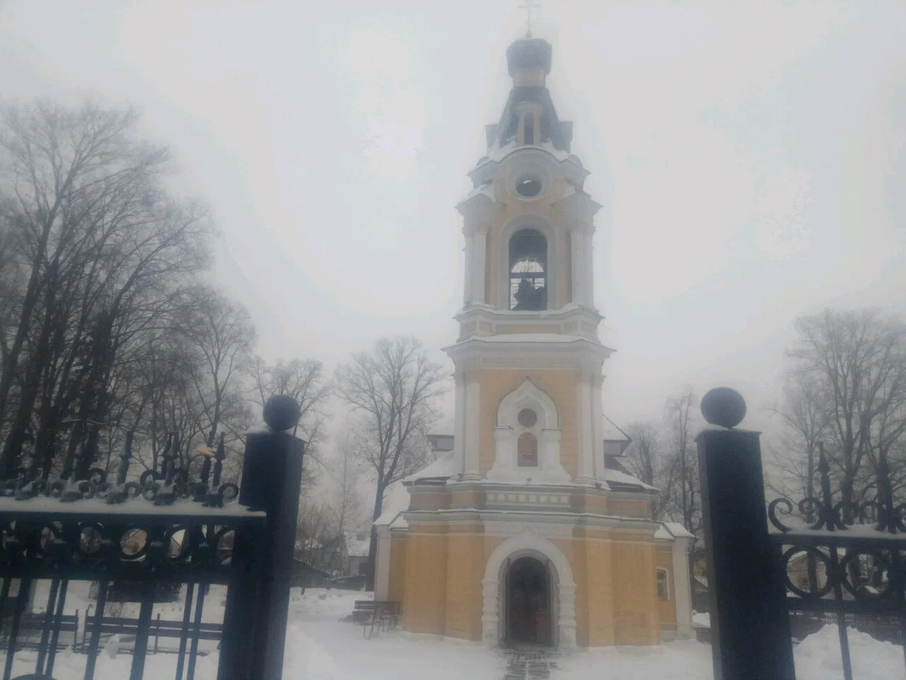 Храм Успения Пресвятой Богородицы в Архангельском-Тюрикове - 1