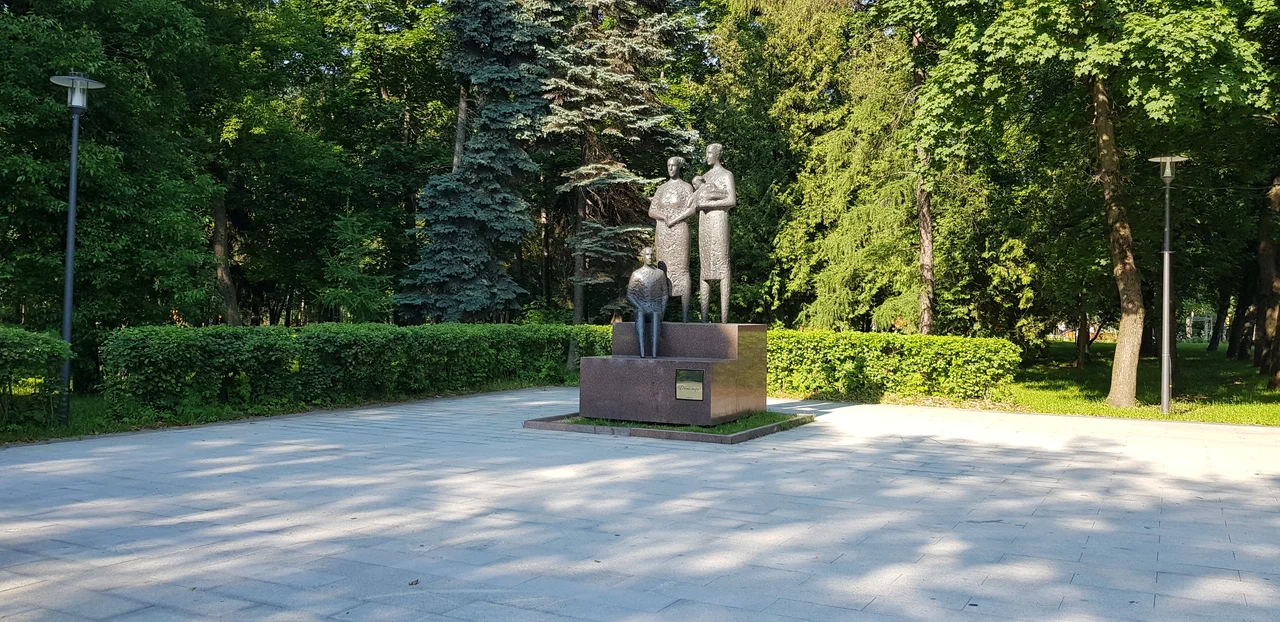 Памятник Дети мира - 5
