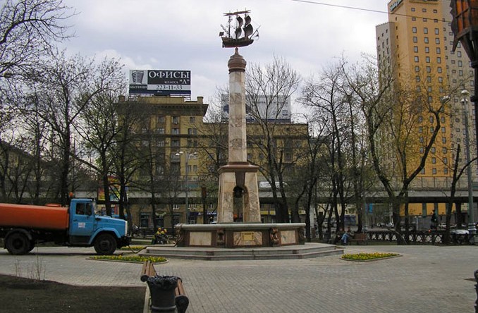 Фонтан у Рижского вокзала - 2