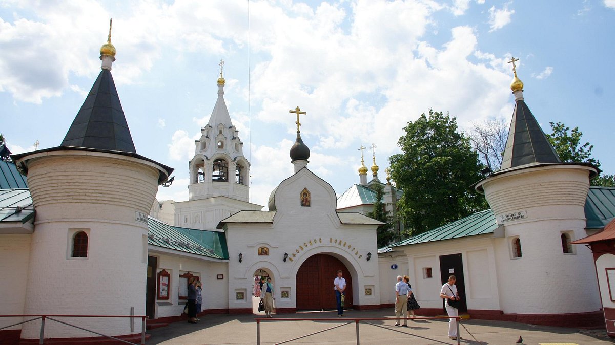 Храм Великомученика Никиты в Швивой горке - 1