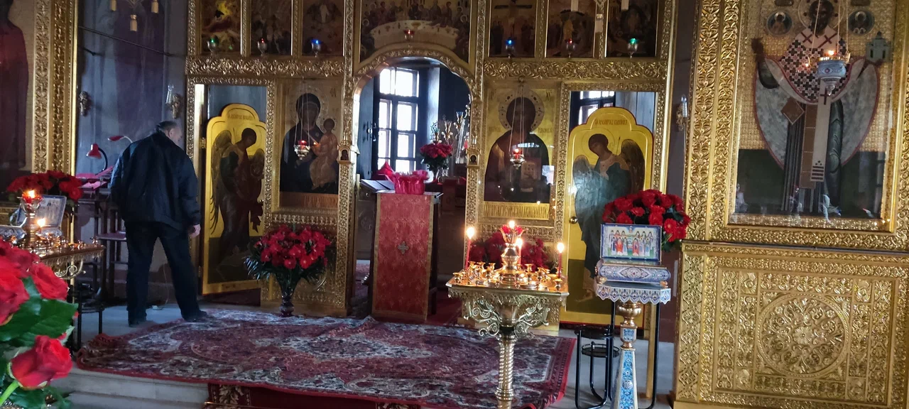 Храм Святых Мучеников и Страстотерпцев Бориса и Глеба в Дегунино - 7