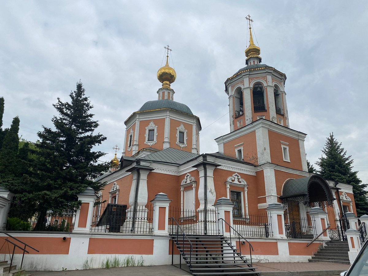 Храм Живоначальной Троицы при Московском Подворье Свято-Троицкой Сергиевой Лавры - 4