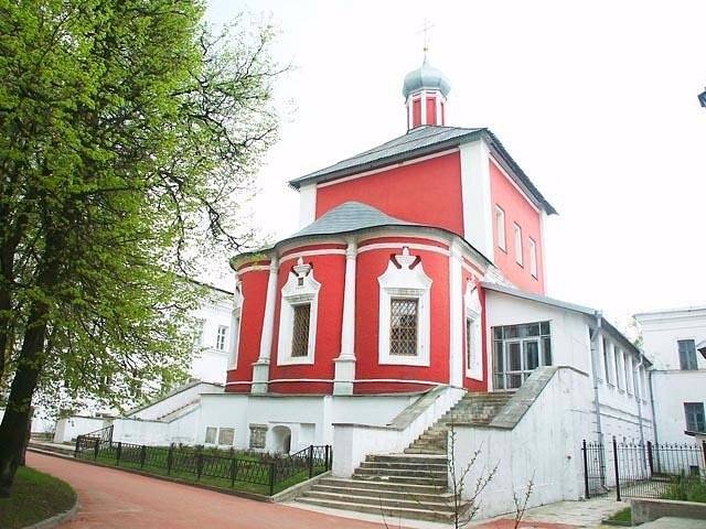 Храм Воскресения Христова в Пленницах - 2
