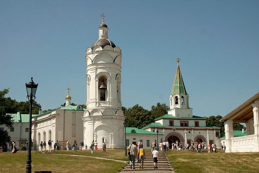 Храм-звонница Георгия Победоносца в Коломенском - 3