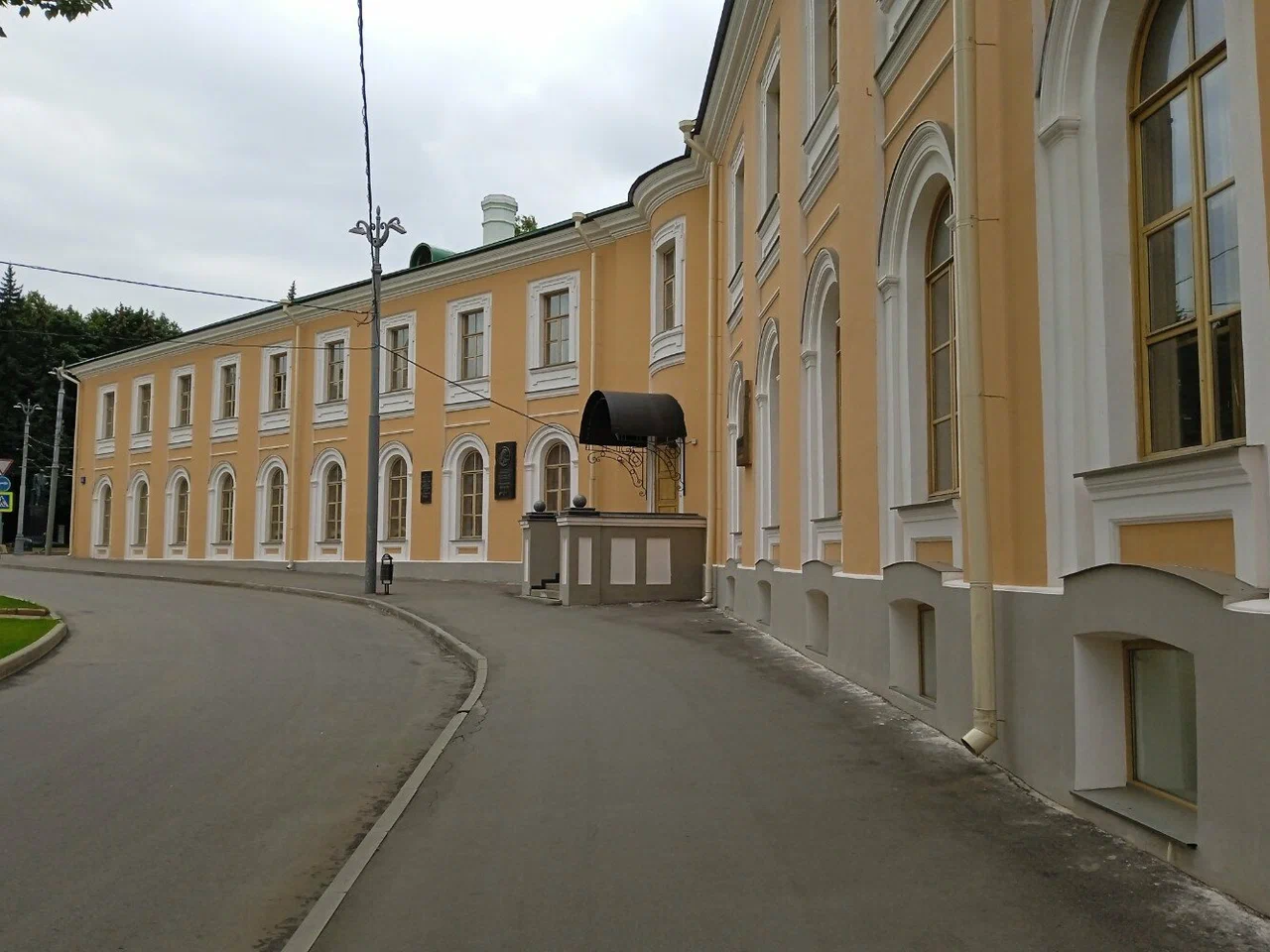Мемориальная доска И.С. Попову - 5