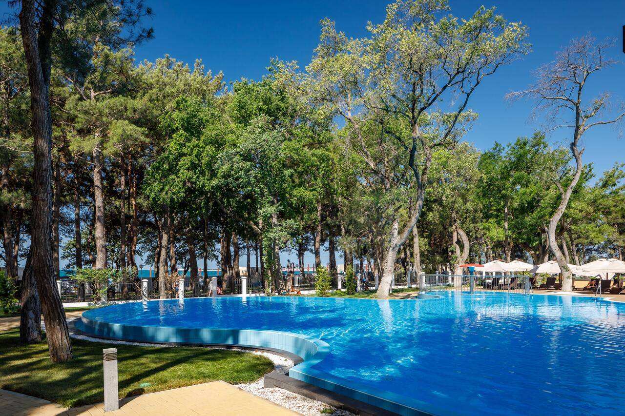 Отель «ПРИМОРЬЕ Grand Resort Hotel» - 2