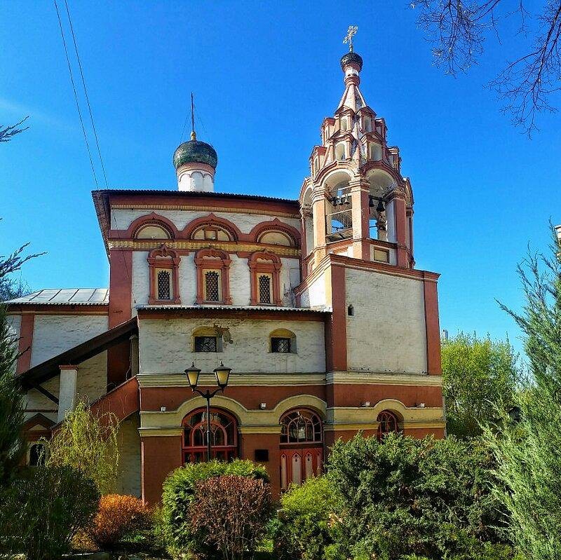 Храм Трех Святителей на Кулишках - 3