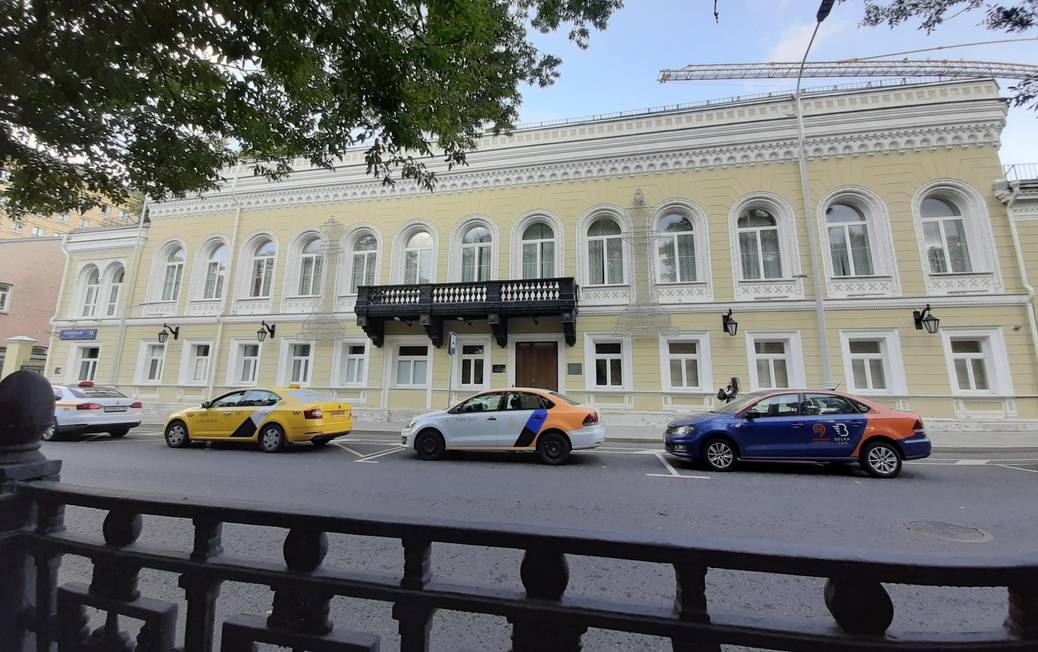 Памятная доска М.М.Ботвиннику - 8