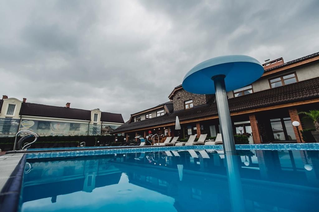 Отель Riverside Country Club - 2