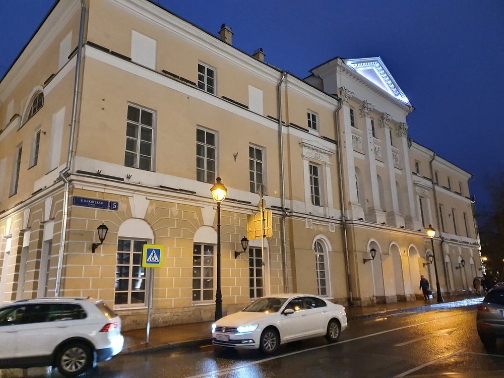 Дом графа В.Г.Орлова - 3