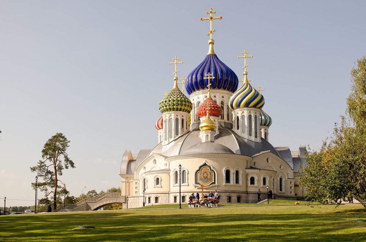 Храм Спаса Преображения Господня в Переделкино - 1