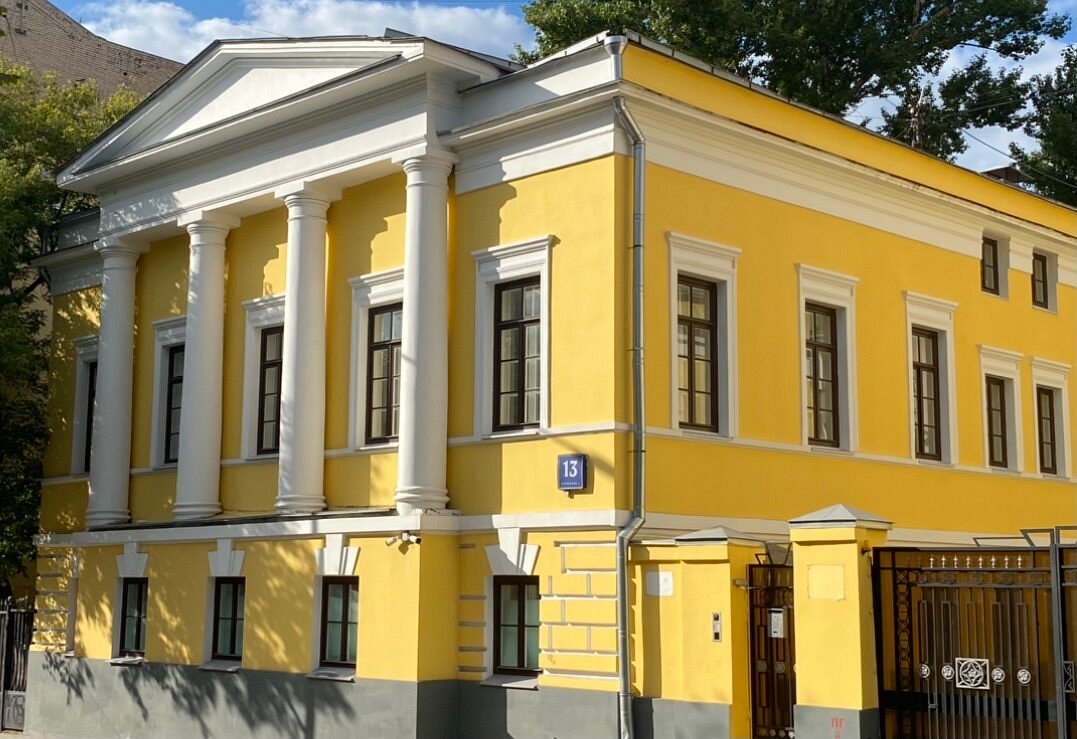 Рождественский бульвар - 6