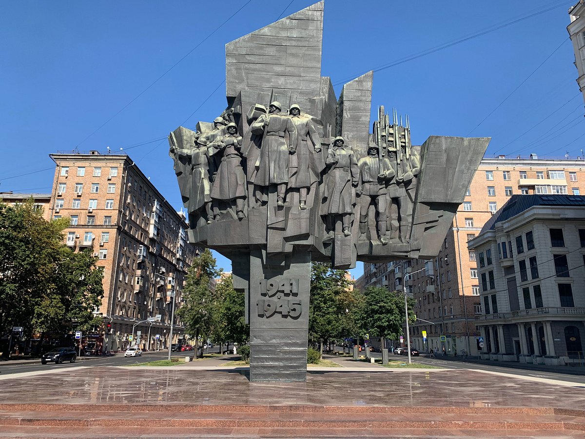 Памятник Ополченцам Пролетарского района - 6