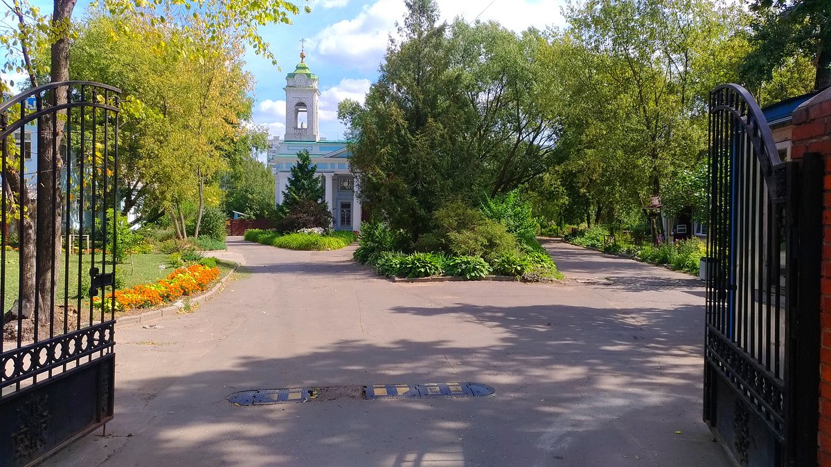 Храм Сошествия Святого Духа на Лазаревском кладбище - 7