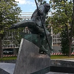 Памятник В.Б. Харламову - 8