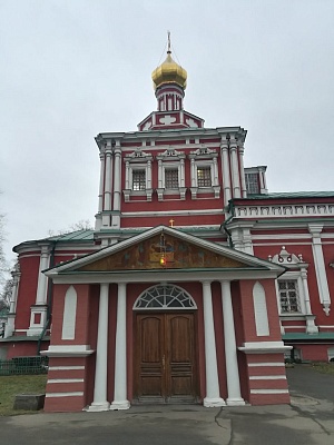 Храм Успения Пресвятой Богородицы в Новодевичьем монастыре