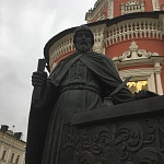 Памятник братьям Лихудам - 5