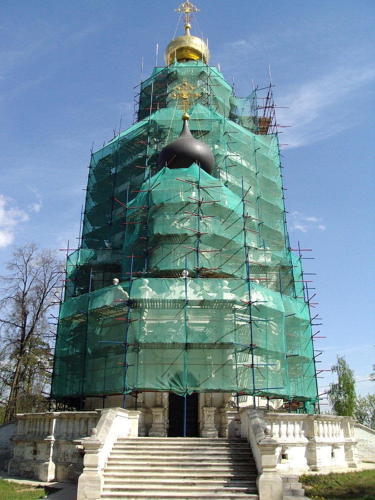 Храм Троицы Живоначальной в Троице-Лыково - 1