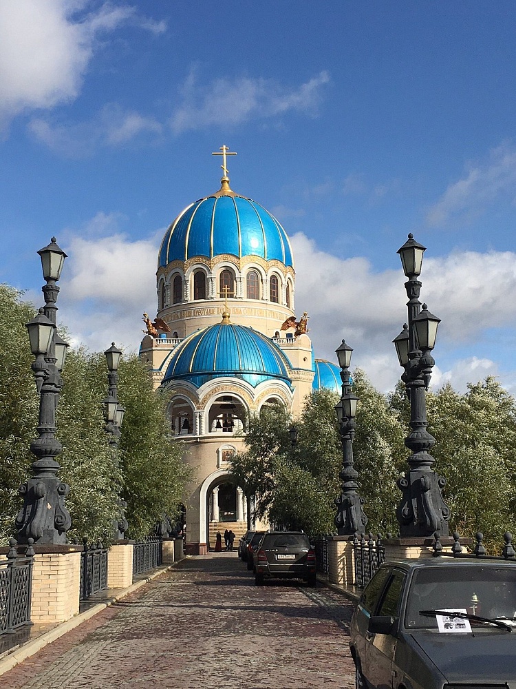 Храм Живоначальной Троицы в Борисове - 2