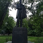 Памятник И.А.Бунину - 9