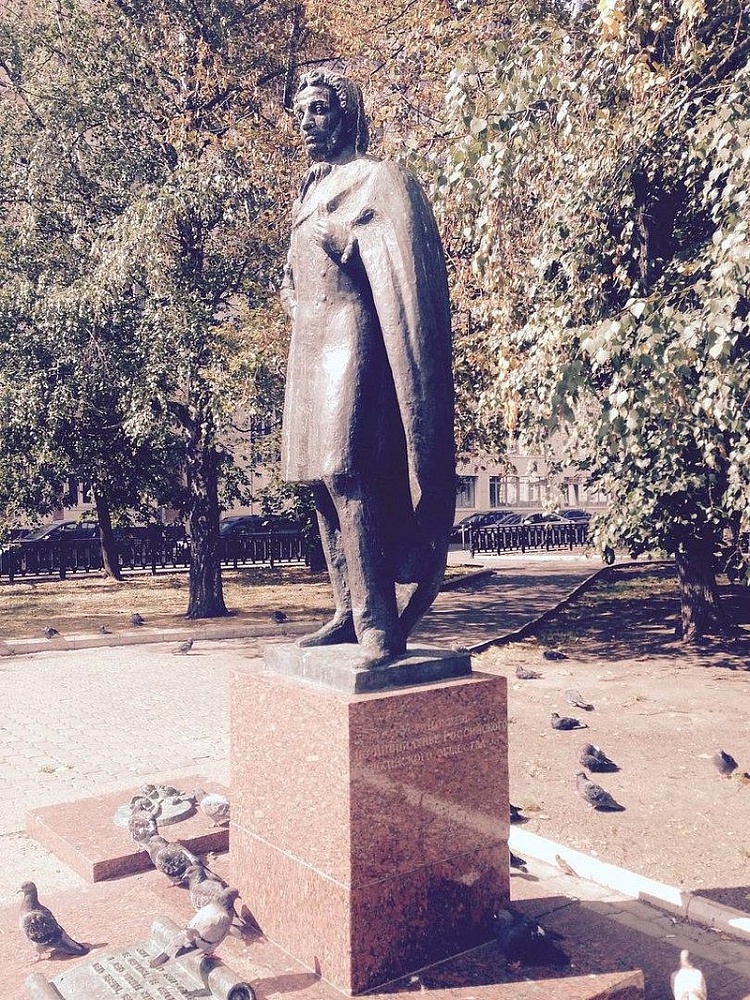 Памятник А.С.Пушкину Спасопесковская площадь - 3