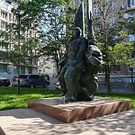 Памятник Араму Хачатуряну - 5