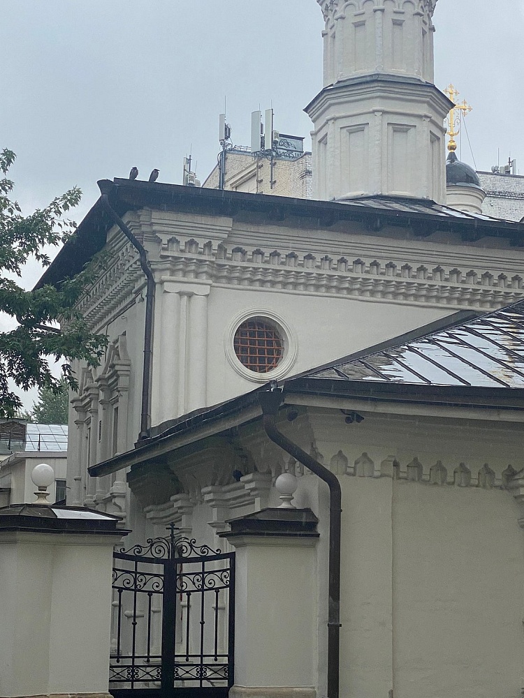 Храм святого апостола и евангелиста Иоанна Богослова на Бронной - 8