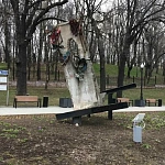 Кусок Берлинской стены - 3