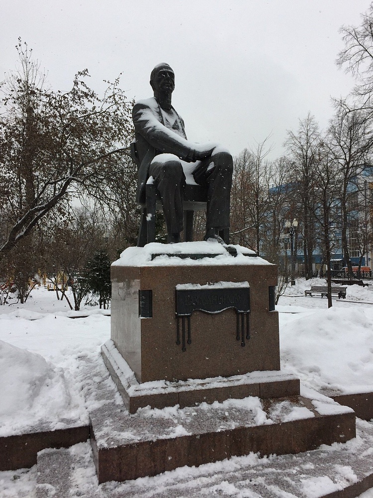 Памятник С. Рахманинову - 7
