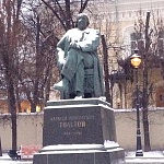 Памятник А.Н.Толстому - 7