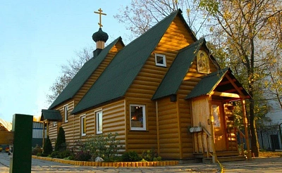 Храм Великомученика Феодора Тирона