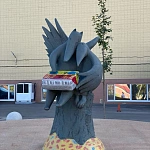 Памятник плавленому сырку «Дружба» - 2