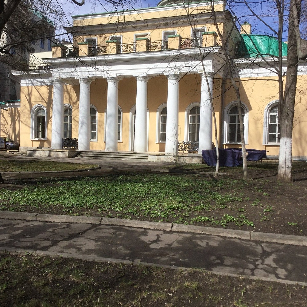 Дом Леонтьевых - 1